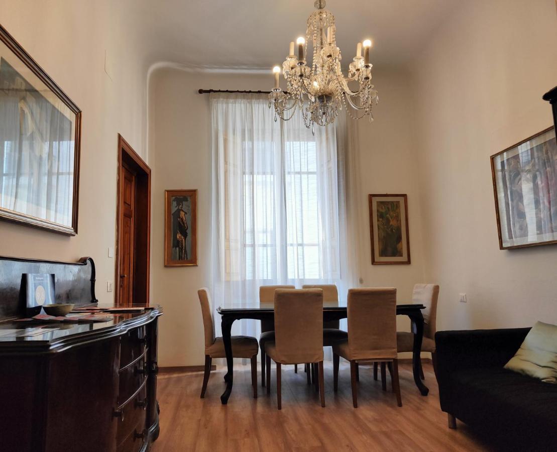 Accanto Al Duomo Florencja Zewnętrze zdjęcie